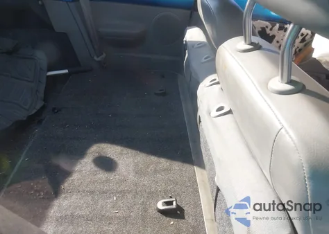 2000 Volkswagen New Beetle Gls Tdi z USA, uszkodzony, nr VIN 3VWCF21C9YM426761